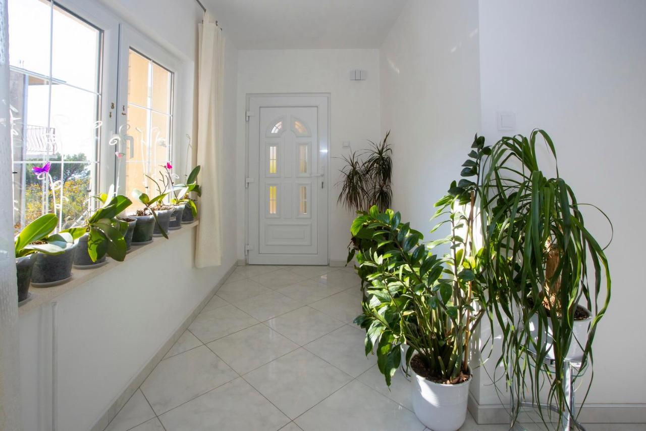 Villa Milenka - Apartmani Gorana Tučepi Exteriör bild