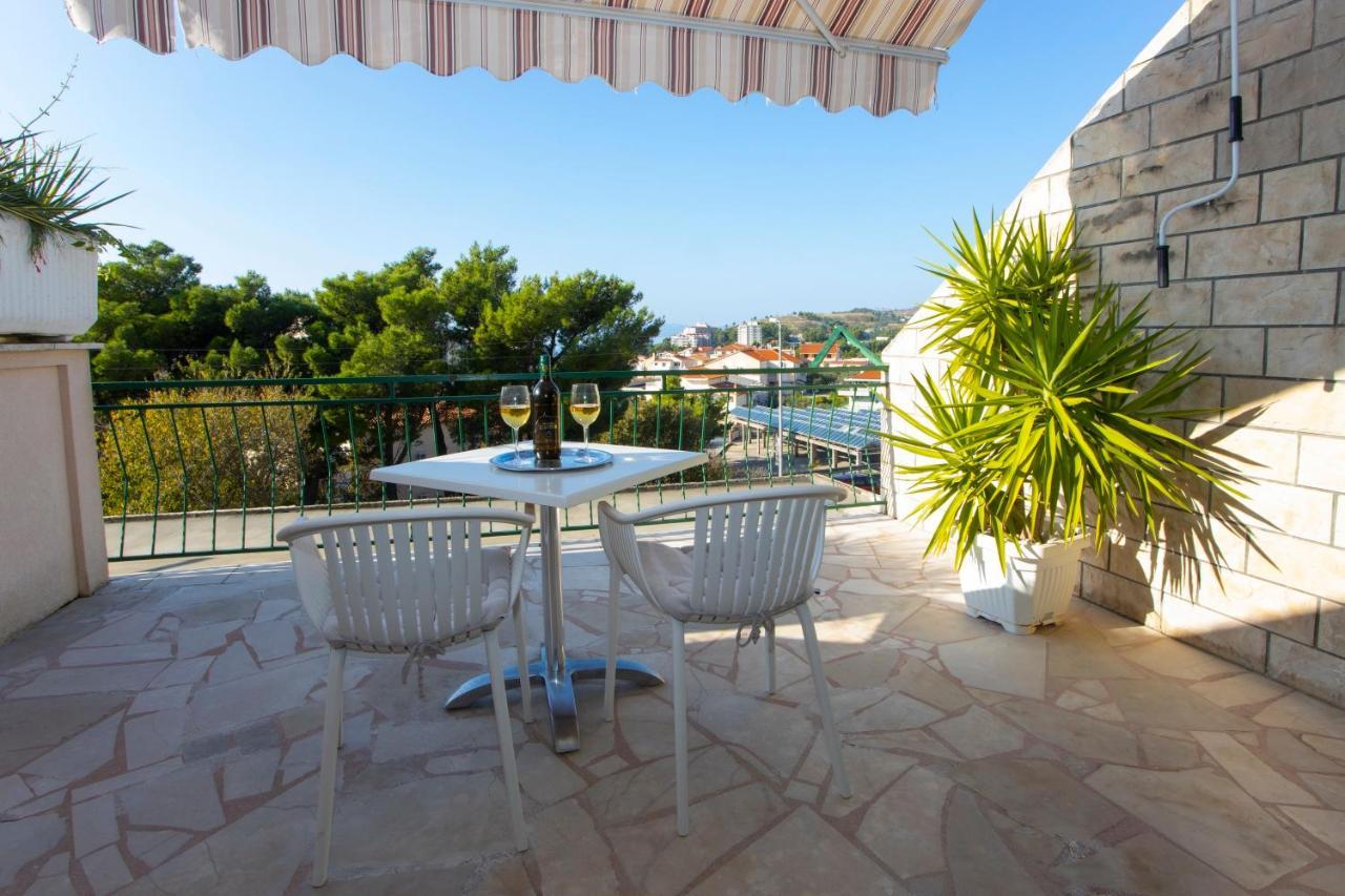 Villa Milenka - Apartmani Gorana Tučepi Exteriör bild