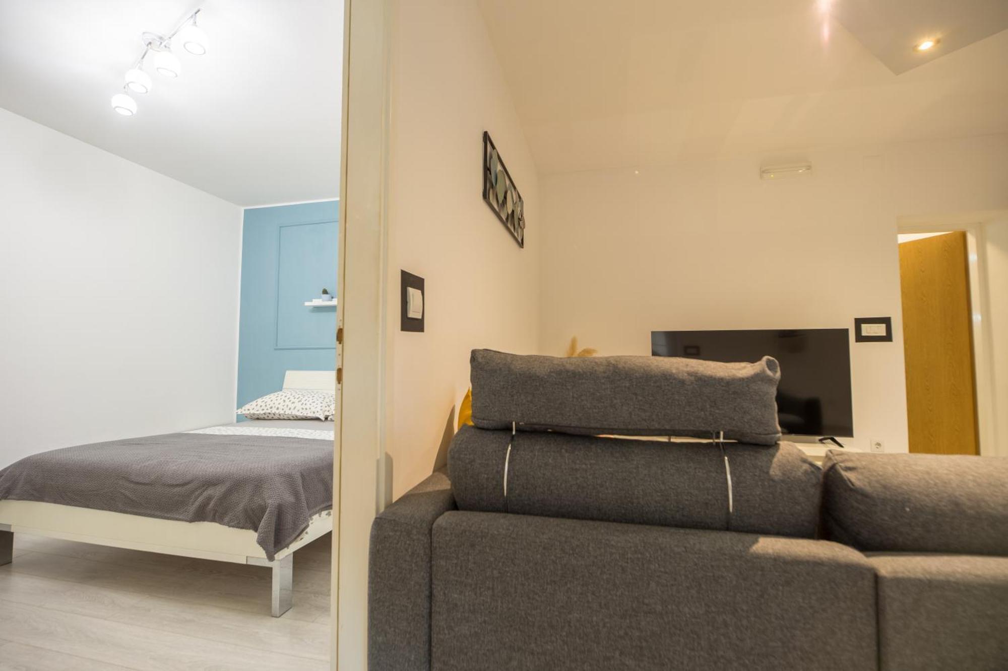 Villa Milenka - Apartmani Gorana Tučepi Rum bild