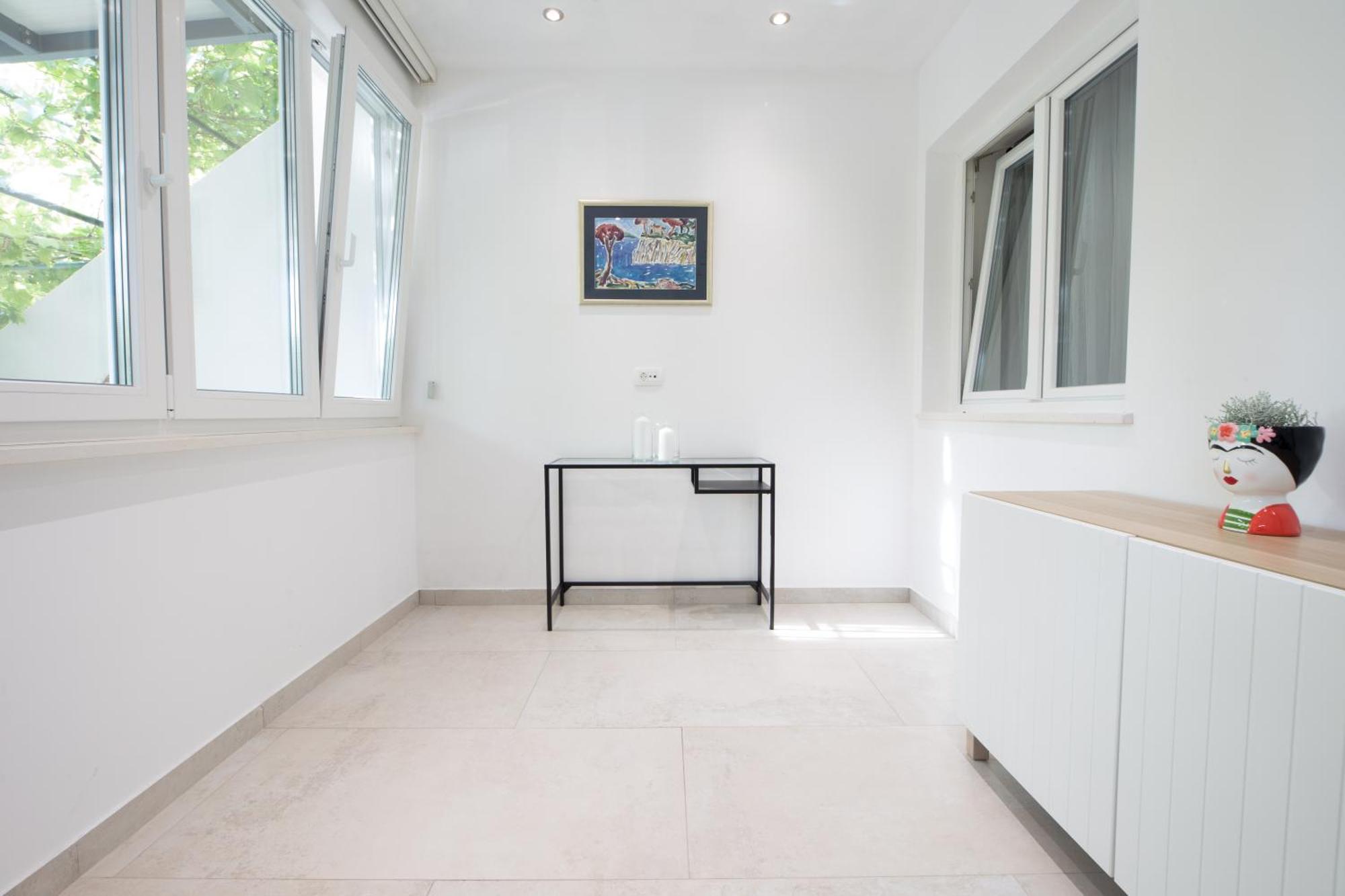 Villa Milenka - Apartmani Gorana Tučepi Rum bild